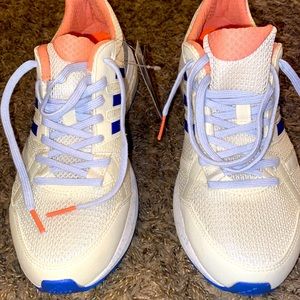 Women’s Adidas Adizero Tempo 9